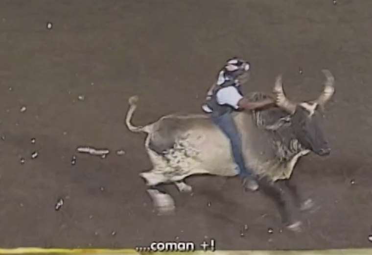 Hace 15 años, un duelo entre dos toros se convirtió en una transmisión histórica que paralizó a Costa Rica

 – Reporte Tico
