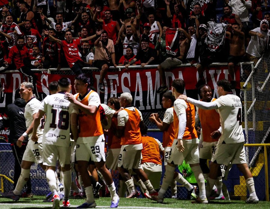 El detalle que excita al manudo

 – Reporte Tico