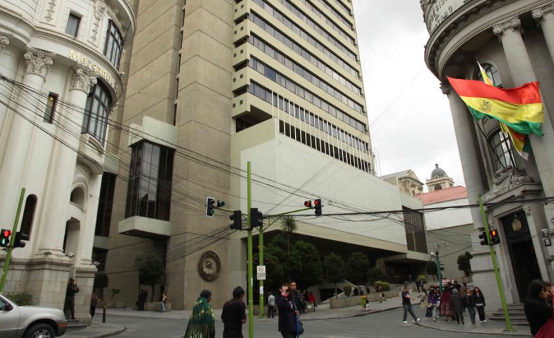 Bolivia acumula $ 2,881 millones en reservas a fines de agosto de 2025. Años.

 – Reporte Tico