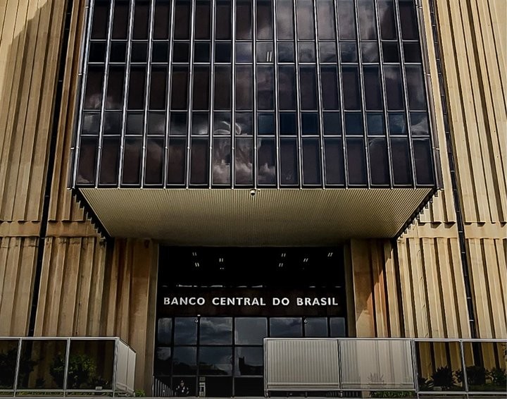 El banco central Brasil mantiene una tasa de interés básica en 15% por año

 – Reporte Tico