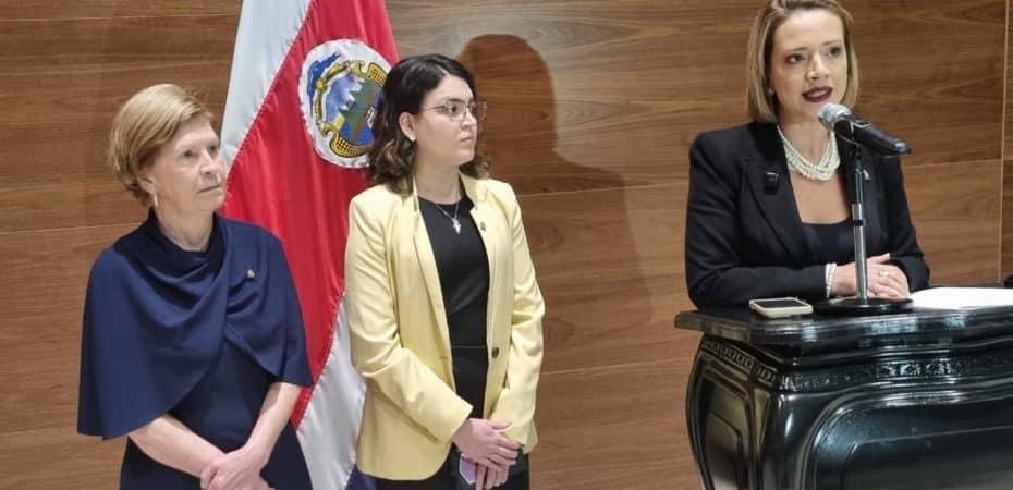 Los suplentes señalan la «inconsistencia grave e irregularidades» del gobierno con la intervención de Aya en Naranjo

 – Reporte Tico