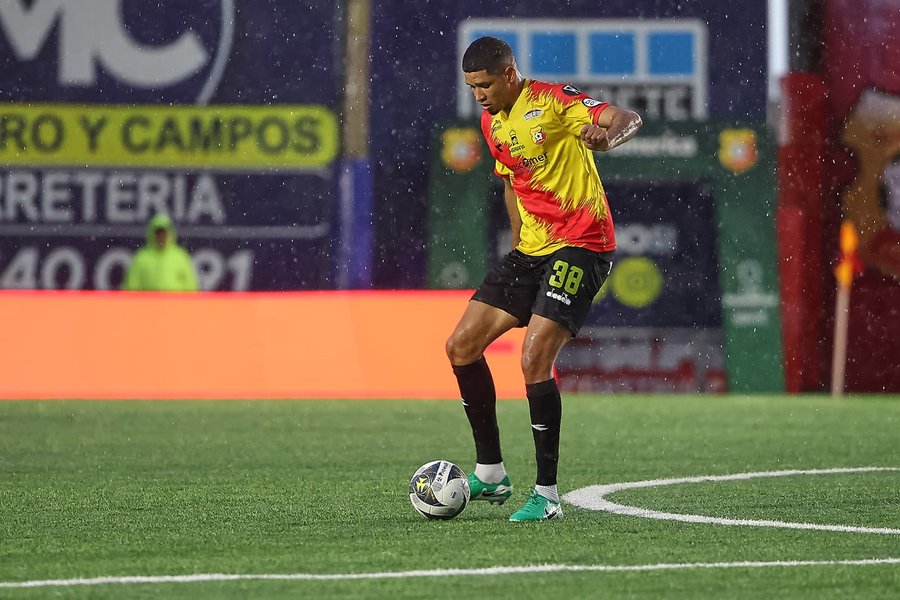 Herediano está enredado en casa contra Collero Sporting

 – Reporte Tico