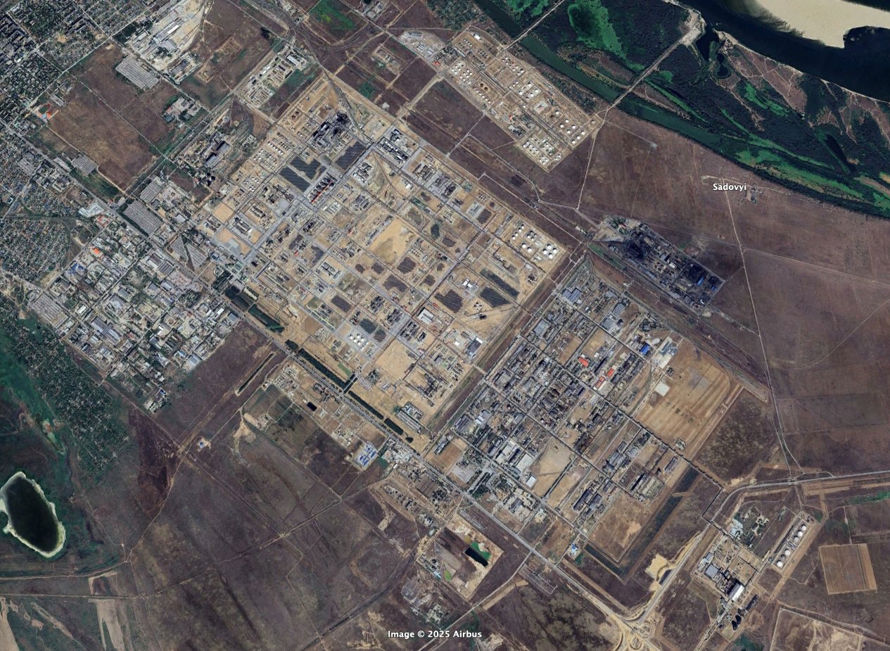 Planta de petróleo en BaskrostanoStán, Rusia, atacada por Drons

 – Reporte Tico
