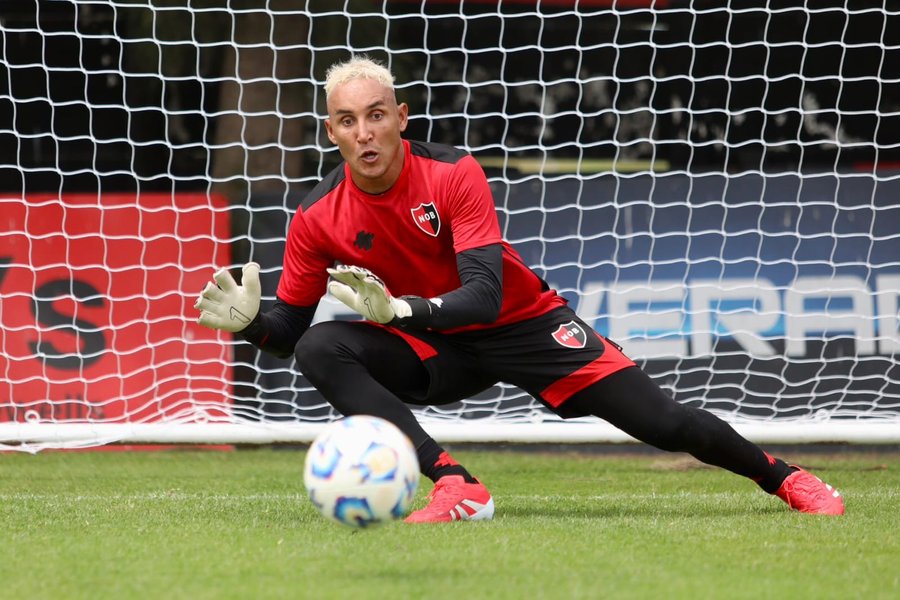 Keylor Navas sorprende al recordar a los fanáticos de Alajuelense en Morera Soto

 – Reporte Tico