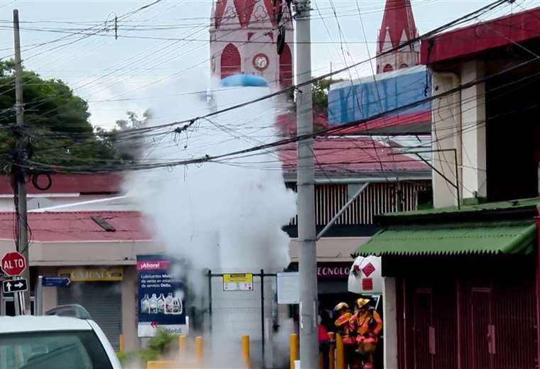 Fuga de gas de gasolina en Moravia obligada a evacuar 500 metros

 – Reporte Tico