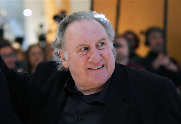 Orden de justicia francesa al juzgar DePardieu por violación

 – Reporte Tico