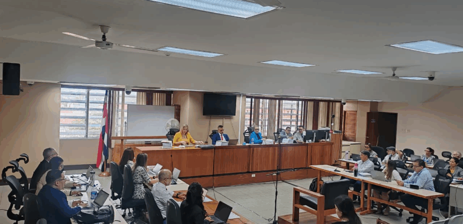El tribunal de reaseguros defiende a Miguel ángel Rodríguez- El observador CR

 – Reporte Tico