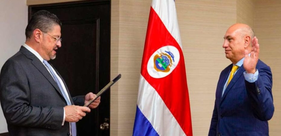Junta del Trabajo, Juan Manuel Cordero: Argumentó las razones personales del viceprimer ministro Juan Manuel Cordero: Argumentó razones personales

 – Reporte Tico
