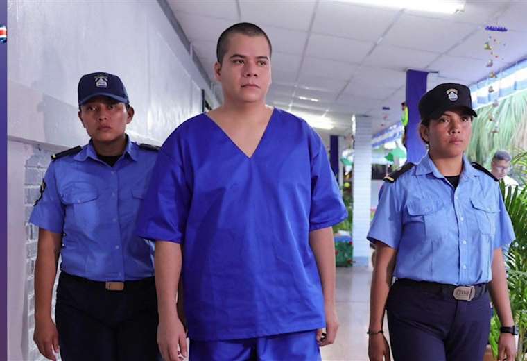 Madre de la función médica de Tico en Nicaragua sigue la persecución contra su hija

 – Reporte Tico
