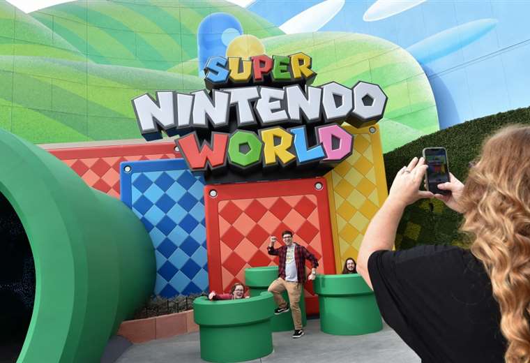 ‘Super Mario’, el videojuego que cumple 40 años con sus fanáticos

 – Reporte Tico