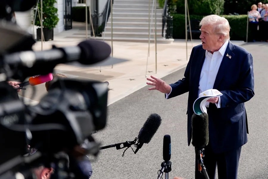 Trump lanza amenazas en la sede de la Copa Mundial de 2026 por razones de seguridad

 – Reporte Tico