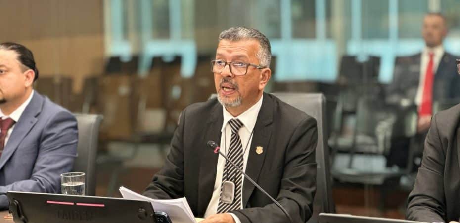 DIS afirma haber dejado de contactar al antiguo Roberto Samcam asesinado desde 2023, dijo el jefe de acción.

 – Reporte Tico