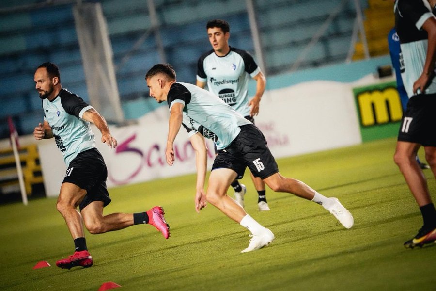 Cartaginés encuentra una sorpresa desagradable cuando llega al estadio Olympia

 – Reporte Tico