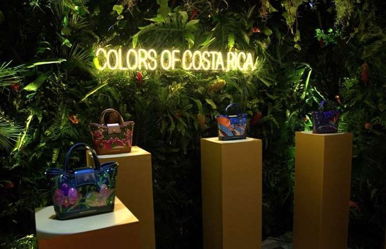 Los colores de Costa Rica llegan a la colección de bolsos de la famosa marca colombiana

 – Reporte Tico