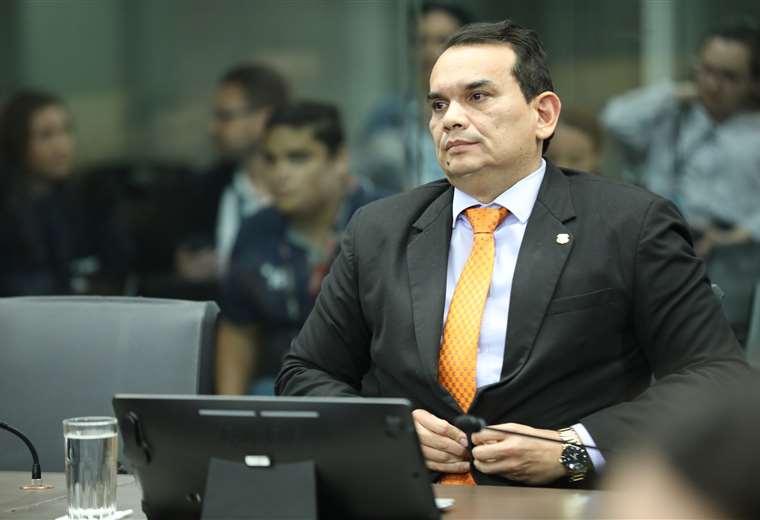 Rándall Zúñiga sobre su suspensión: “Yo mismo animé a esta gestión”

 – Reporte Tico