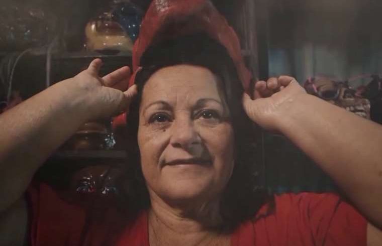 ‘La Dama de las Mil Máscaras’: el documental en honor a la primera mujer fabricante de mascarillas del país

 – Reporte Tico