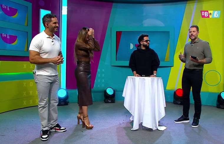 ¡Impresionante! Mira cómo adivinaron la contraseña de Mauricio Hoffmann en televisión nacional

 – Reporte Tico