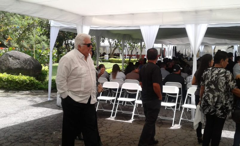 – Observador CR Ex ministro del PLN, Fernando Berrocal renuncia al PLN y apoya al candidato de Avanza

 – Reporte Tico