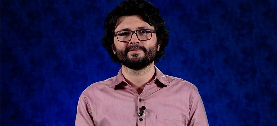 Cinco preguntas para el candidato presidencial David Hernández

 – Reporte Tico