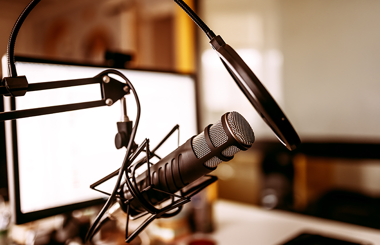 Escuche aquí el tono emotivo con el que Sinfonola anuncia que no participó en la subasta de espectro

 – Reporte Tico