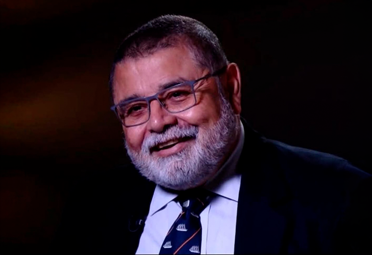 Falleció Carlos Alvarado, exdirector de la Guardia Costera

 – Reporte Tico