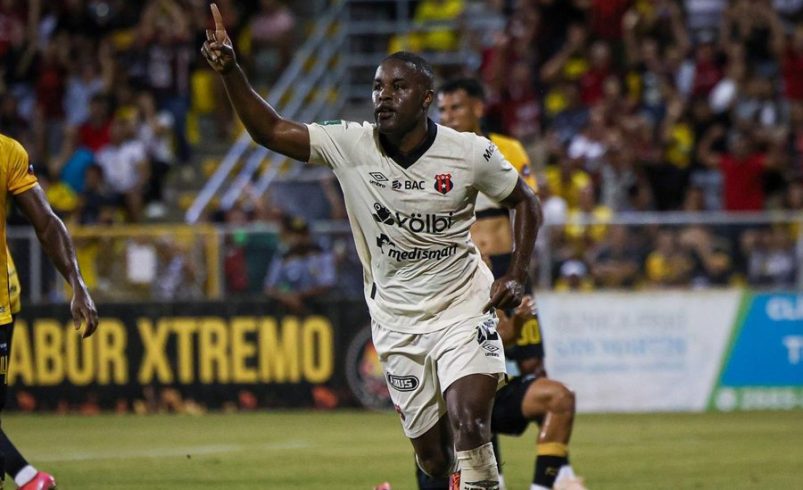 Joel Campbell firma su regreso a La Sele destrozando Liberia (Video)

 – Reporte Tico