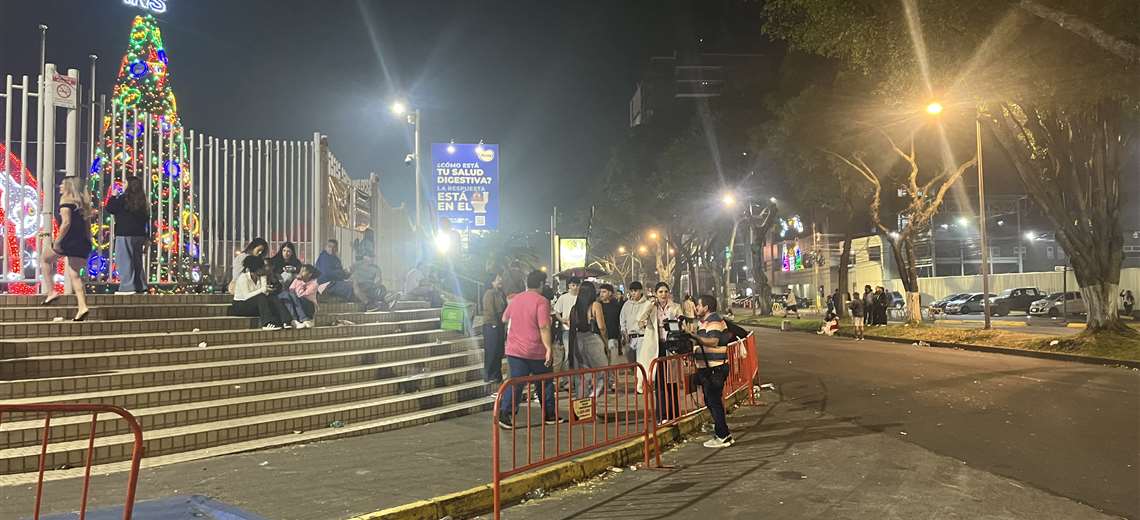Cuatro menores intentaron entrar al concierto de Bad Bunny con identificaciones falsas

 – Reporte Tico