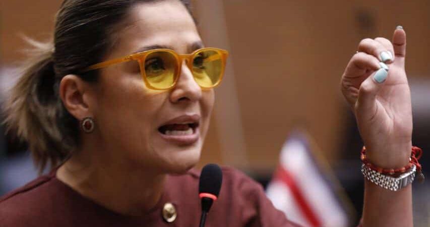 Diputados del PUSC intentaron impedir este martes la votación sobre el levantamiento de la inmunidad a Rodrigo Chaves

 – Reporte Tico