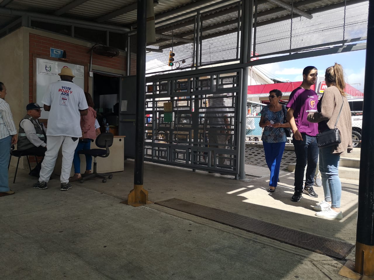 TSE prohíbe llevar mascotas a votar en febrero

 – Reporte Tico