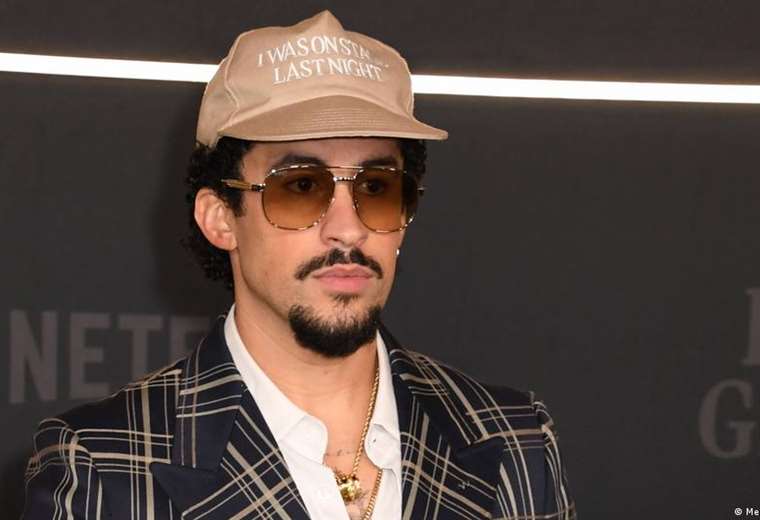 Bad Bunny destrona a Taylor Swift como lo más escuchado en Spotify

 – Reporte Tico