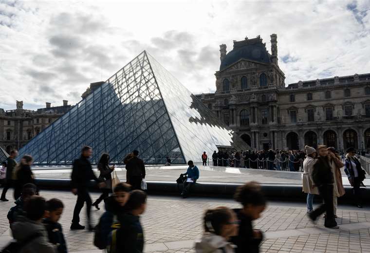 El Louvre inaugura una nueva galería para un «diálogo inédito» entre continentes

 – Reporte Tico