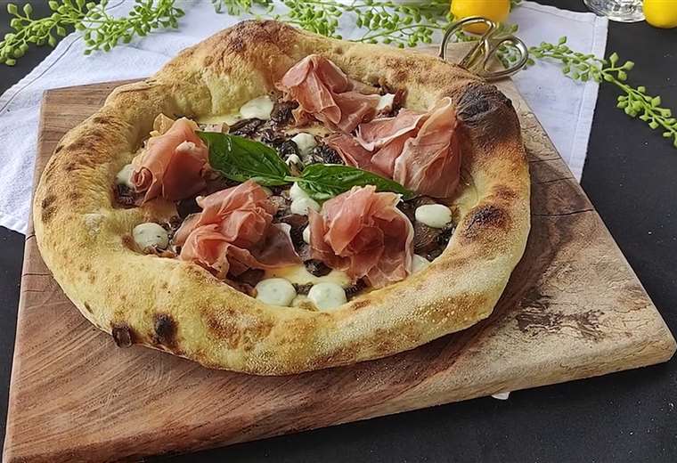 Un costarricense rompió la hegemonía italiana en el Mundial de la Pizza

 – Reporte Tico