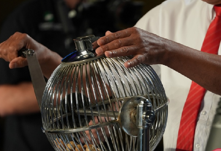 Sindicato llama a la JPS a tomar medidas extraordinarias por “molestia” con Gordo Navideño

 – Reporte Tico