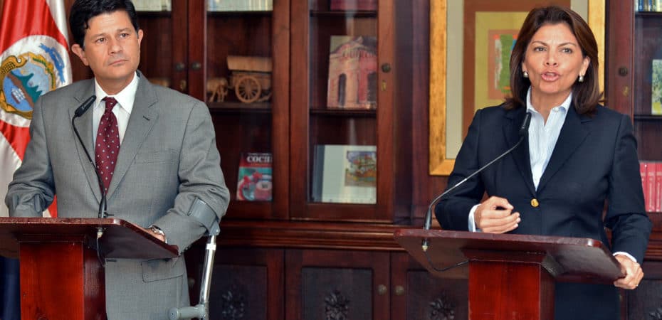 Exministra de Transporte del gobierno de Laura Chinchilla apoya a candidato presidencial del PUSC

 – Reporte Tico