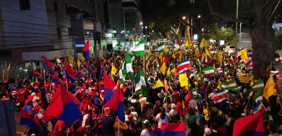 Caravana multipartidista tomó San José tras debate de Teletica y rompe el frío en campaña

 – Reporte Tico