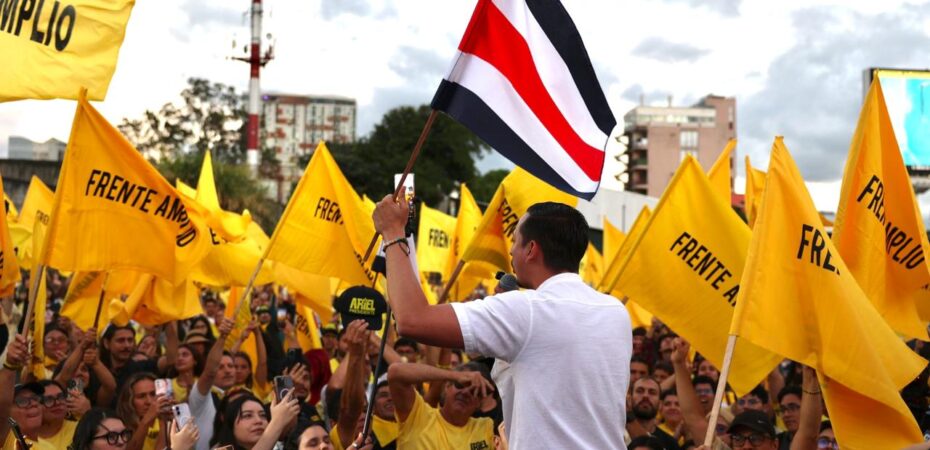 «Hay que salir a votar sin miedo», dijo Ariel Robles, del Frente Amplio, al final de su campaña electoral.

 – Reporte Tico