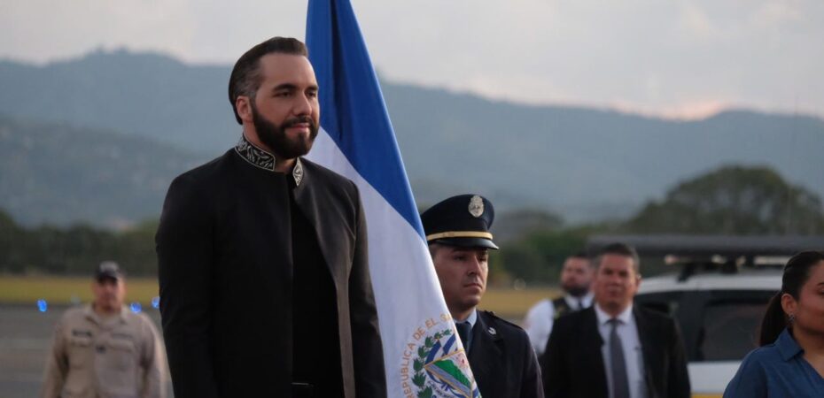 Nayib Bukele llega a Costa Rica para poner la primera piedra de una nueva cárcel

 – Reporte Tico