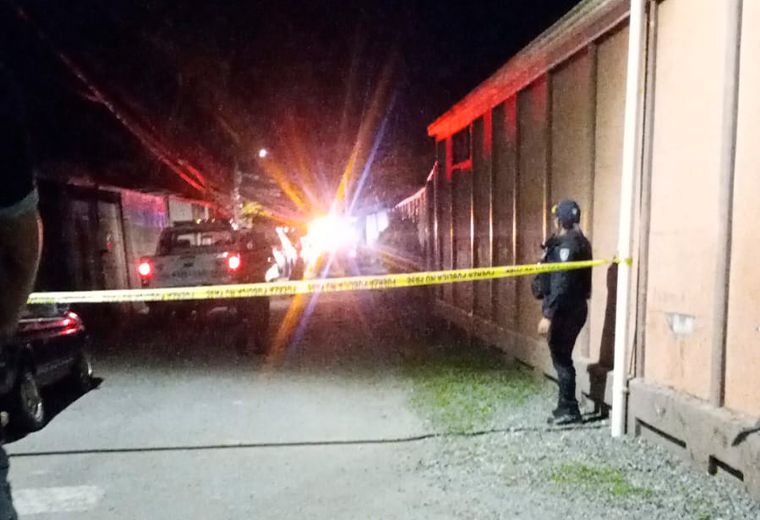 Un joven muere asesinado y dos heridos graves en balacera en Cieneguita

 – Reporte Tico