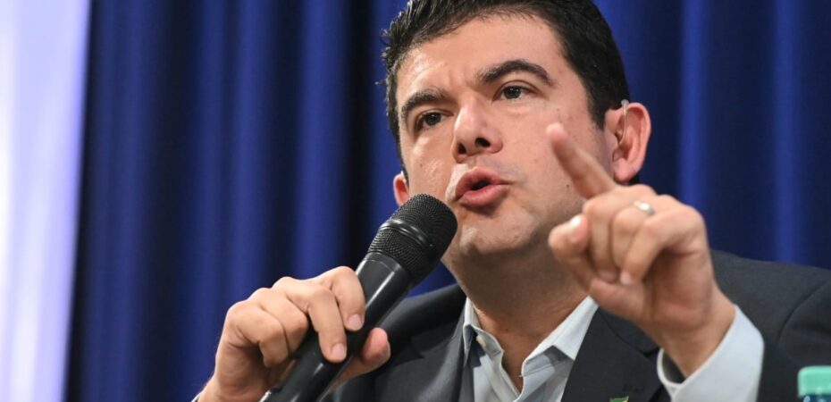 PANI registra el caso de Álvaro Ramosdóttir y su mensaje en la actividad política

 – Reporte Tico