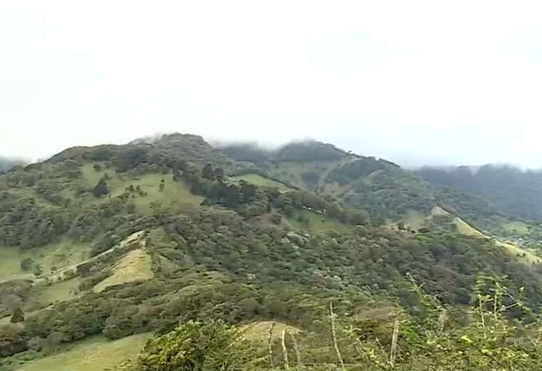 ¿Cuál es la causa de las velocidades del viento de casi 100 km/h en el país?

 – Reporte Tico