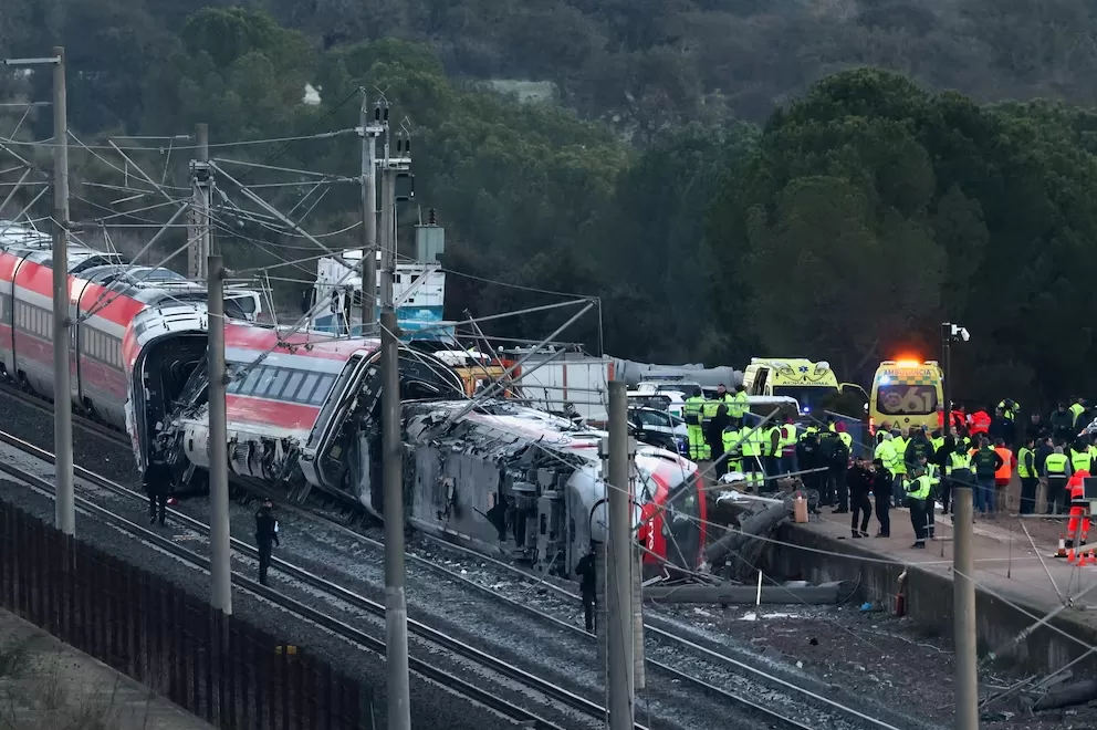 Aumenta el número de muertos tras un accidente de tren en España

 – Reporte Tico