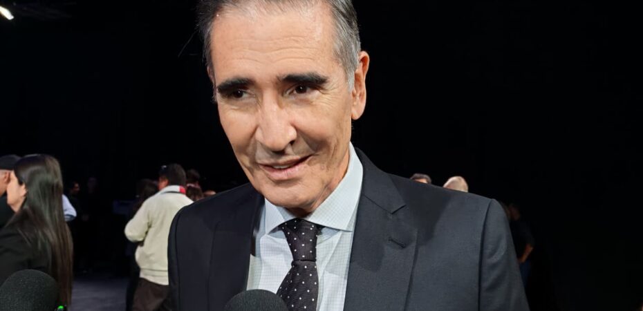 ¿Ignacio Santos va a dejar de controlar el debate electoral?

 – Reporte Tico