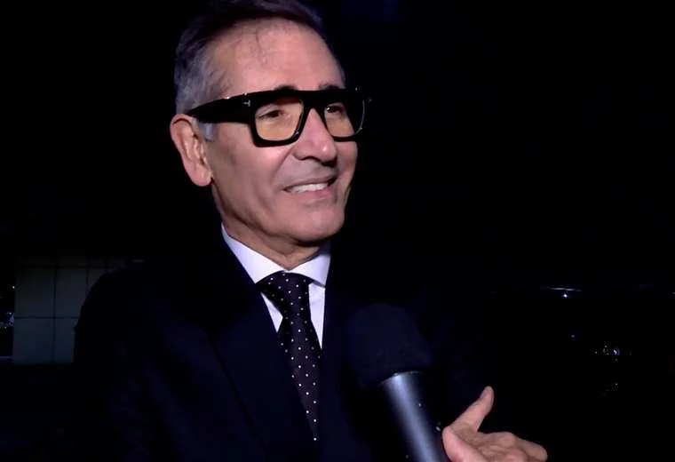 Ignacio Santos: “Este va a ser mi último debate”

 – Reporte Tico