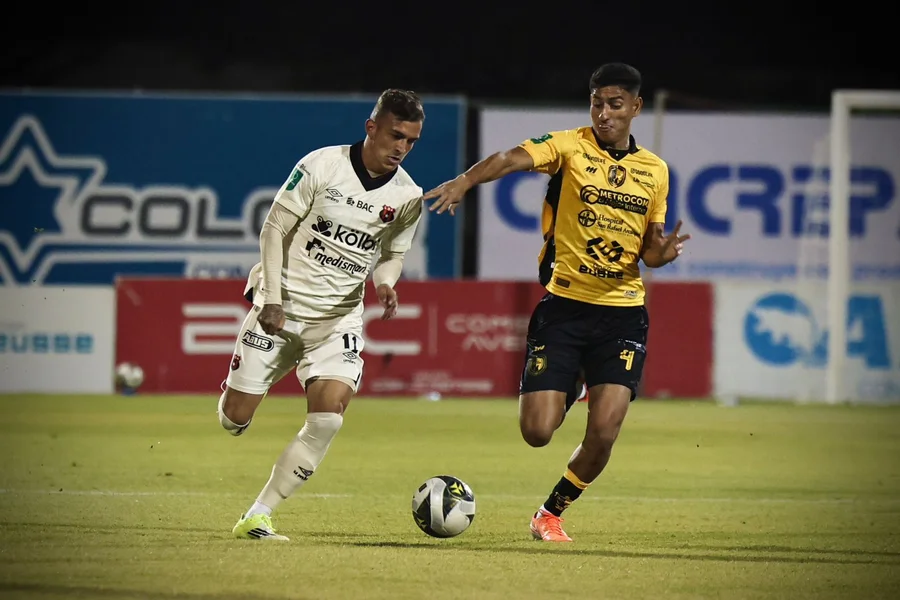 Liberia supera al bicampeón Alajuelense en el Torneo de Copa

 – Reporte Tico