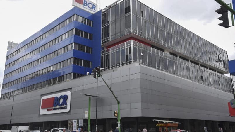 Álvaro Ramos propone que IVM gestione el BCR como alternativa a la propuesta de venta de Laura Fernández

 – Reporte Tico