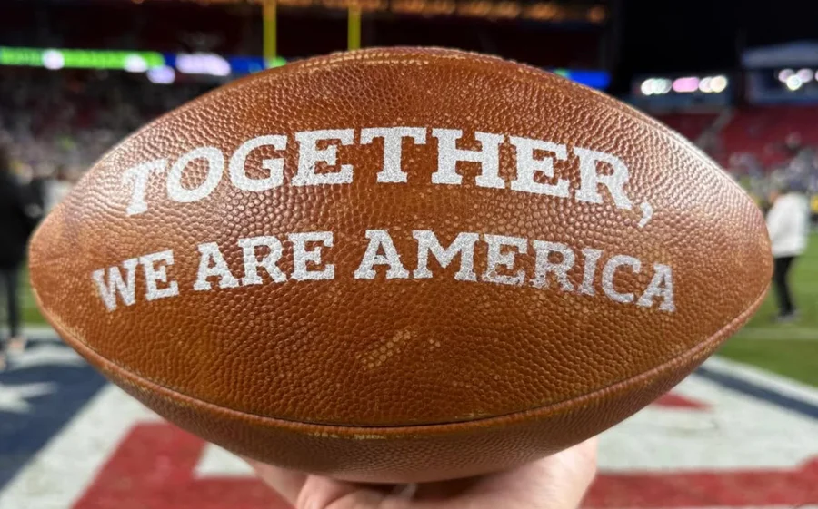 Bad Bunny subió al escenario más poderoso de EE.UU. y habló por toda América

 – Reporte Tico