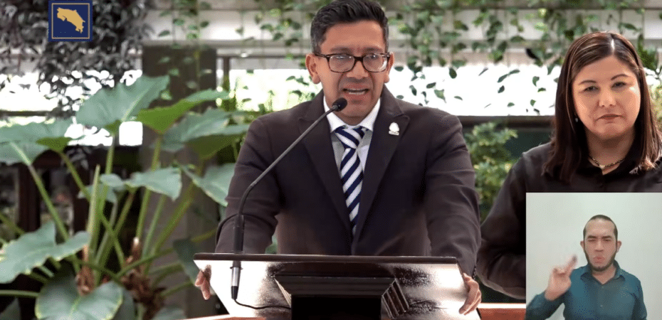 «No me molestaría»: ministro del MOPT sobre posibilidad de continuar en el gobierno de Laura Fernández

 – Reporte Tico