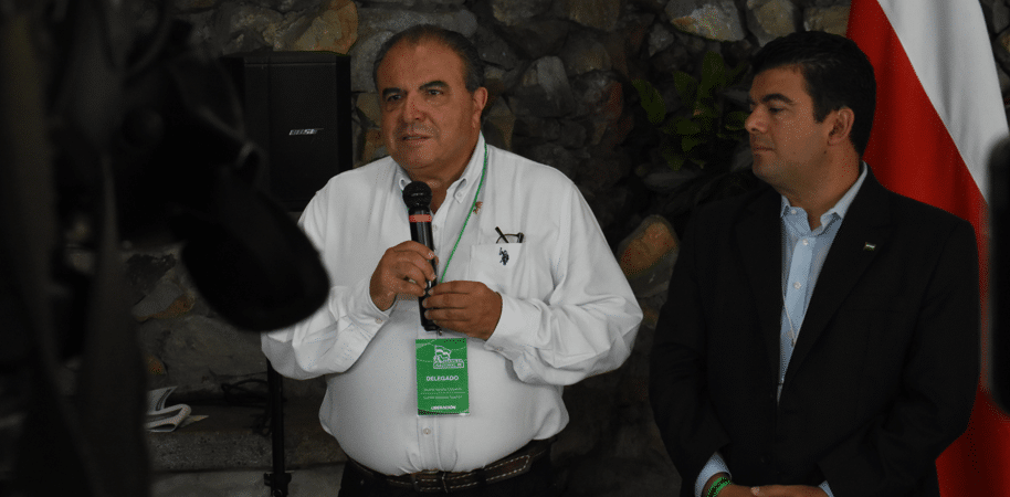 Presidente del PLN ve positiva propuesta del Frente Amplio de pacto contra la reelección del presidente

 – Reporte Tico