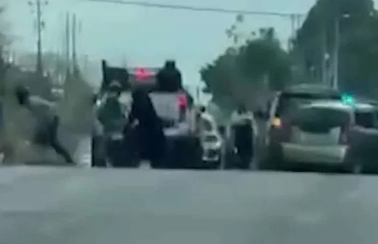 En video quedó registrado ataque con armas de fuego frente a policías de tránsito en Pérez Zeledón

 – Reporte Tico