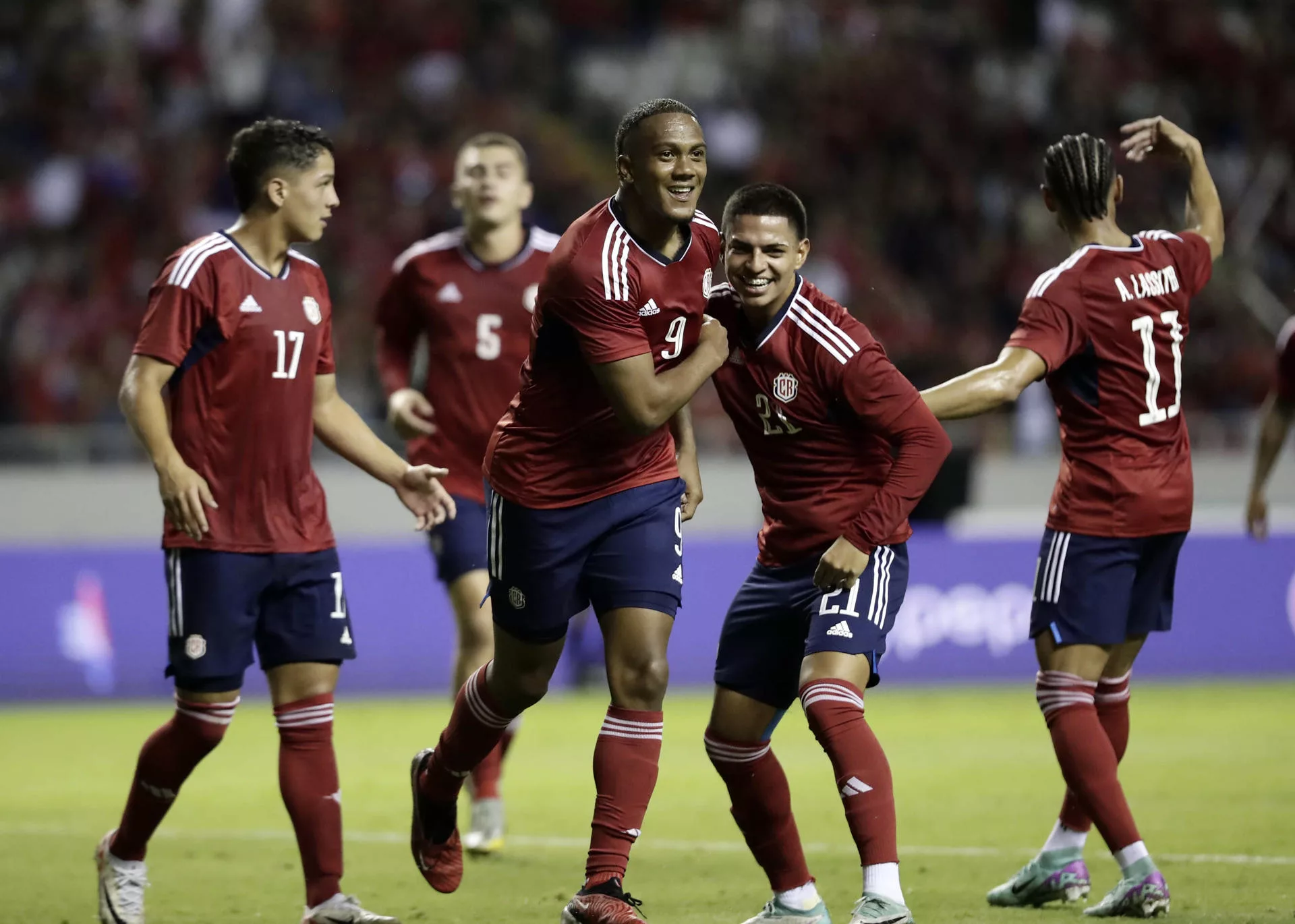 Costa Rica cierra el calentamiento ante la máxima selección

 – Reporte Tico